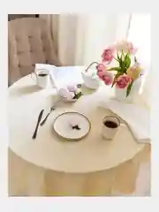 Молочный скатерть 200х145 и 148х148 см, прямоугольная, круглая, однотонная, текстильная