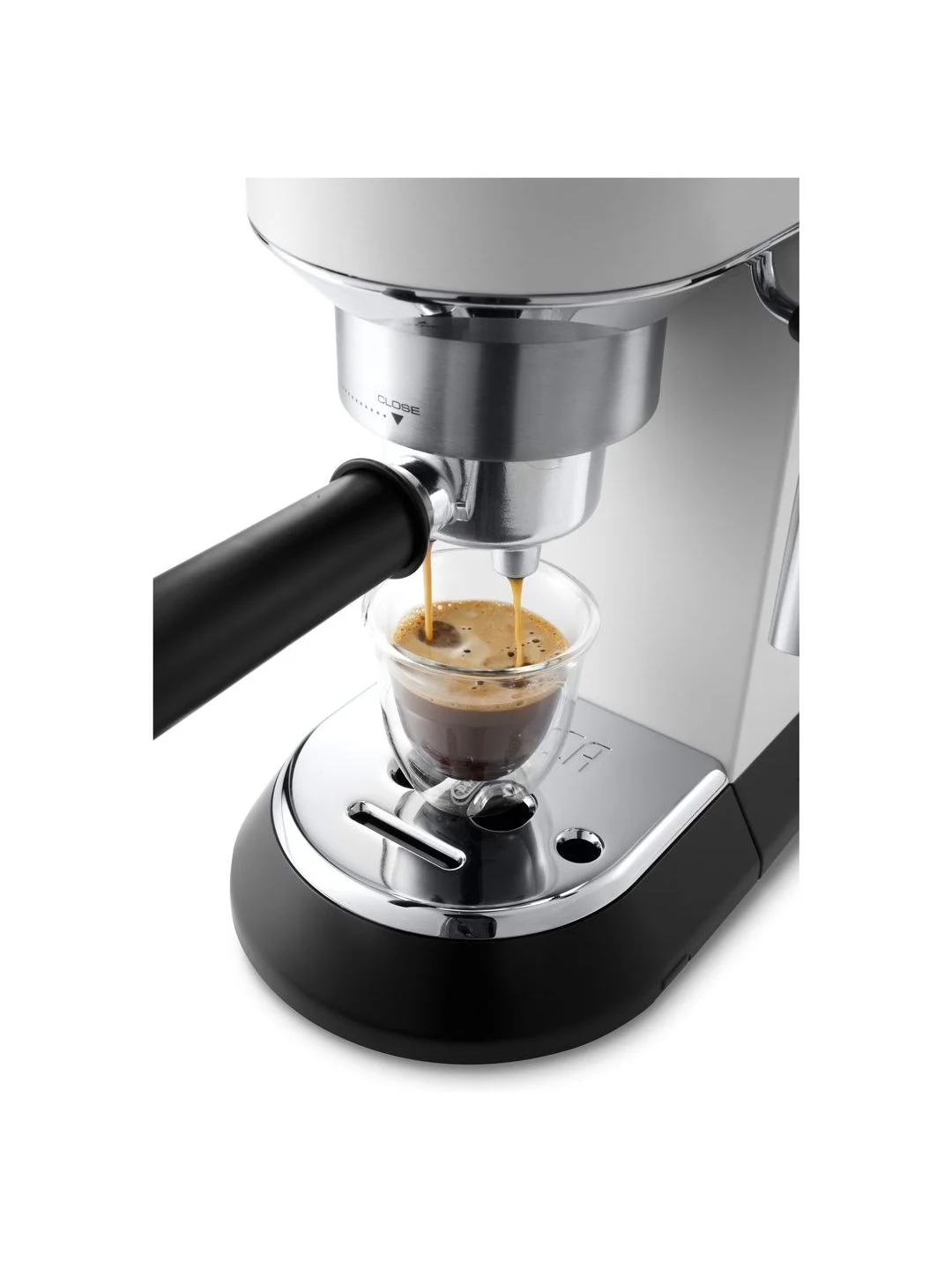 Рожковая кофеварка DeLonghi EC685.W, 1350 Вт, 15 бар, съемный поддон, белая