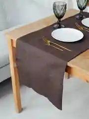 Шоколадный дорожка на стол 137*40 см, скатерть