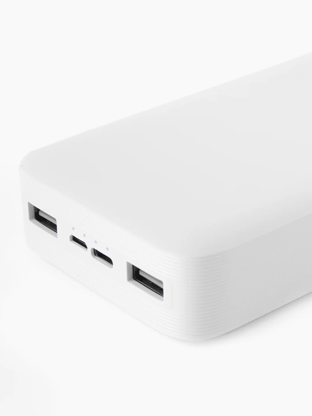 Белый внешний аккумулятор Power Bank 18W, 20000mAh, с фуекцией быстрой зарядки