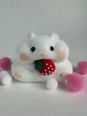 Сквиш хомячок с ягодкой