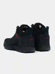 Алый зимние кроссовки мужские с мехом