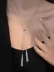 Серебряный цепочка на шею с подвеской, цепочка и два треугольника