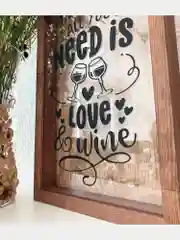 Копилка для винных пробок ALL YOU NEED IS LOVE, наклейка на стекле