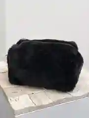 Черный косметичка меховая, плюшевая, большая, дорожная, объемная