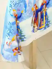 Аметистовый скатерть  новогодняя одноразовая