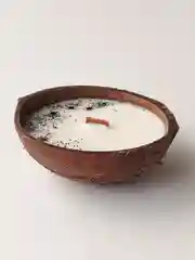 Черный свеча в кокосе / Подарочный набор / Аромасвеча в кокосовой скорлупе / Ароматическая свеча