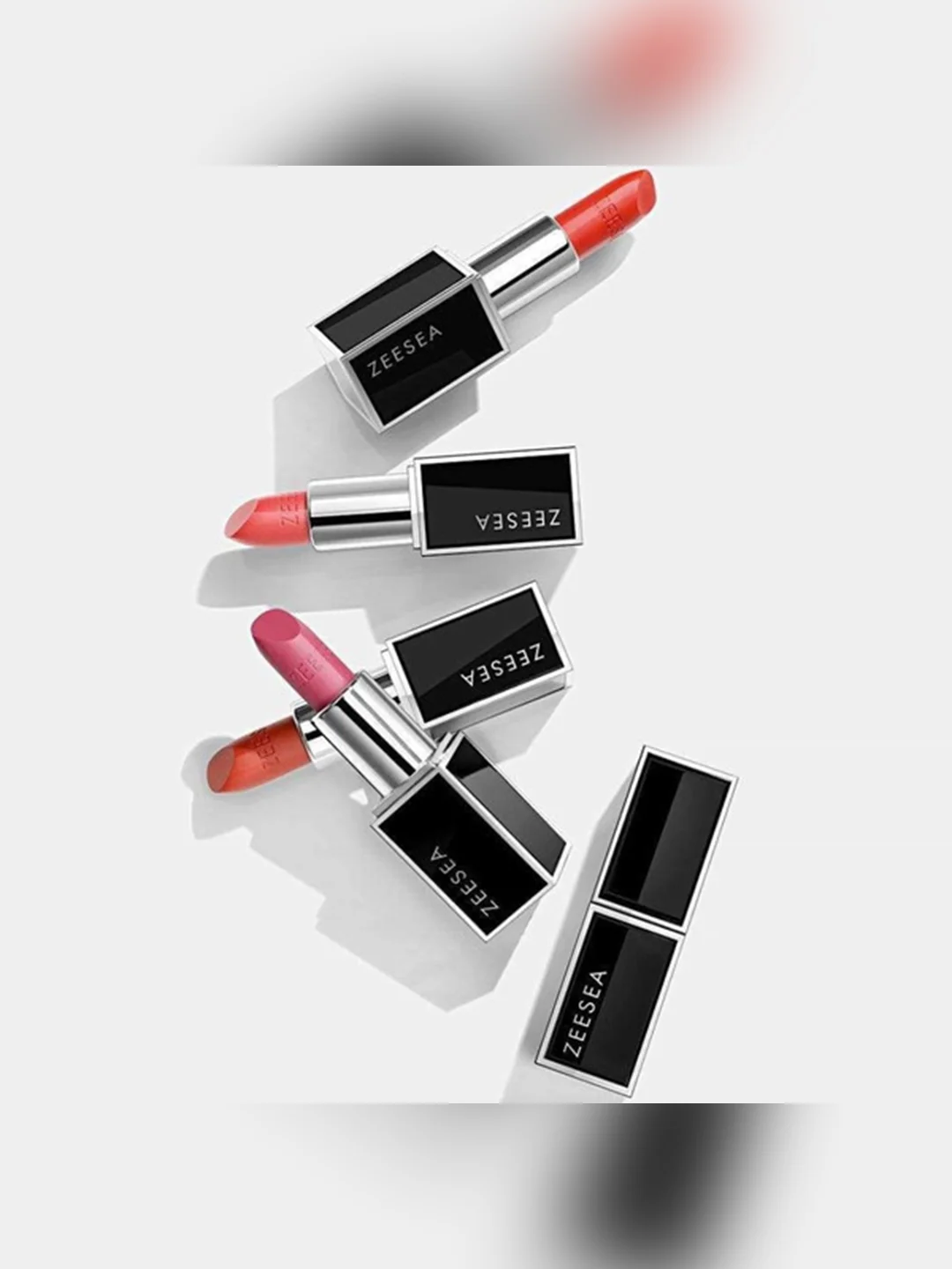ZEESEA Помада для губ увлажняющая Hydrating silky lipstick тон 810