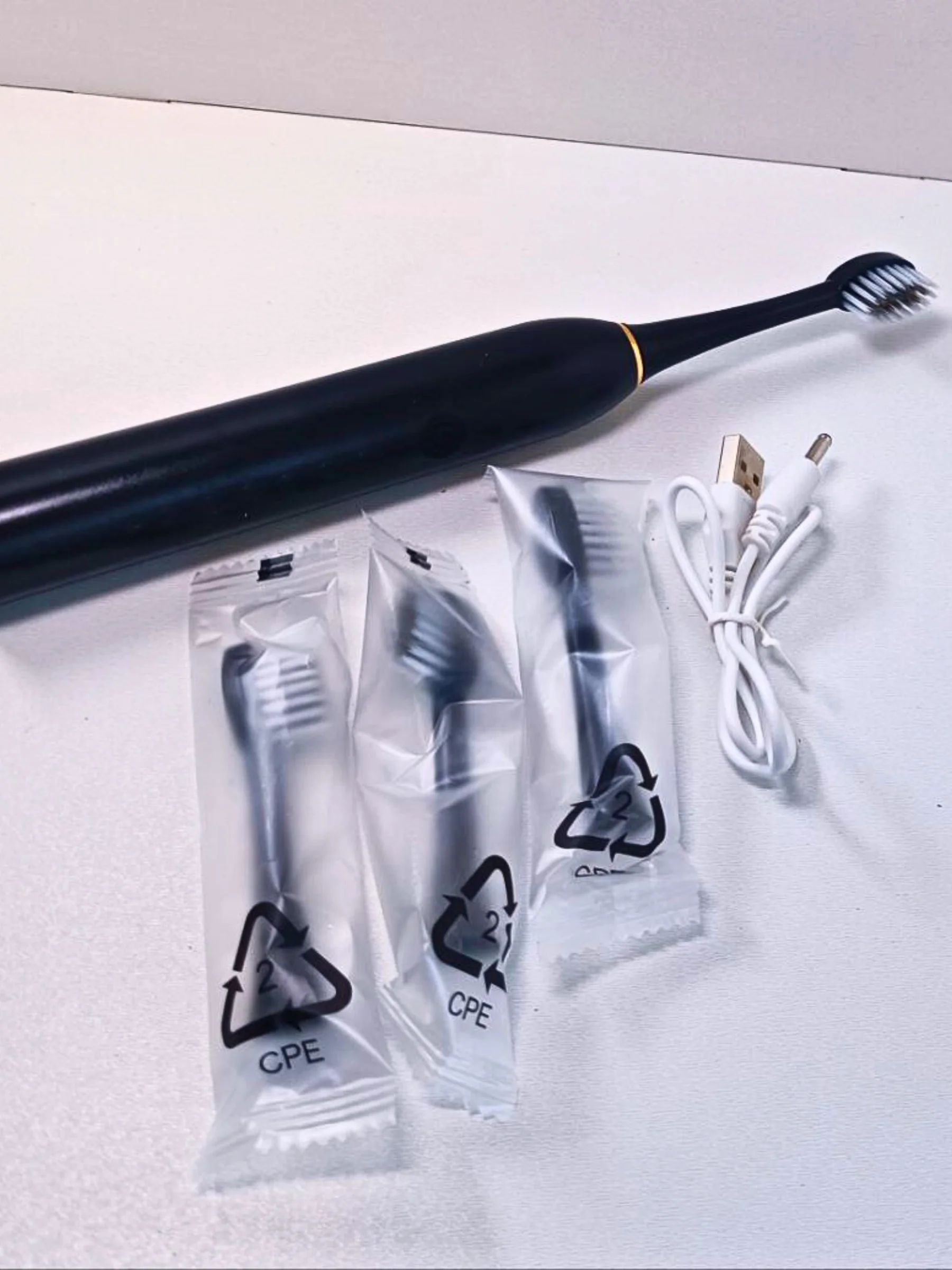 Черный электрическая зубная щетка Sonic Toothbrush X-3, средней жесткости