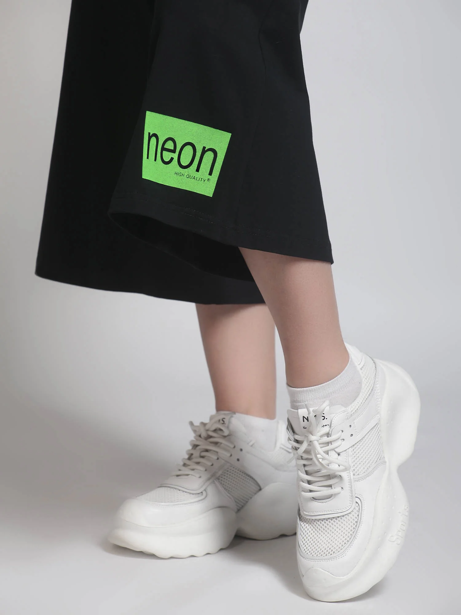 Костюм женский NEON КЛК1389П2 черный, KLERY