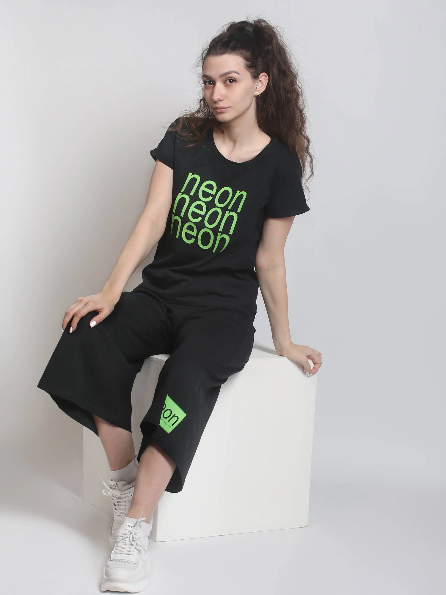 Костюм женский NEON КЛК1389П2 черный, KLERY
