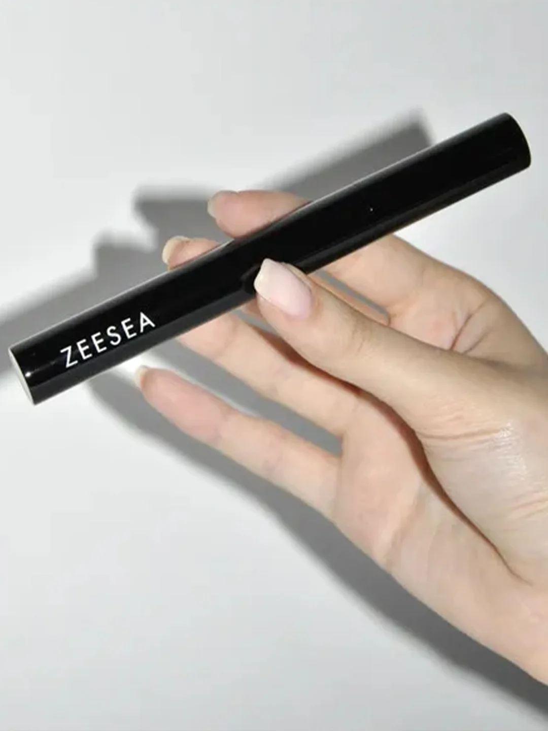 ZEESEA Термо Тушь для ресниц Multi-effect mascara тон black / черный