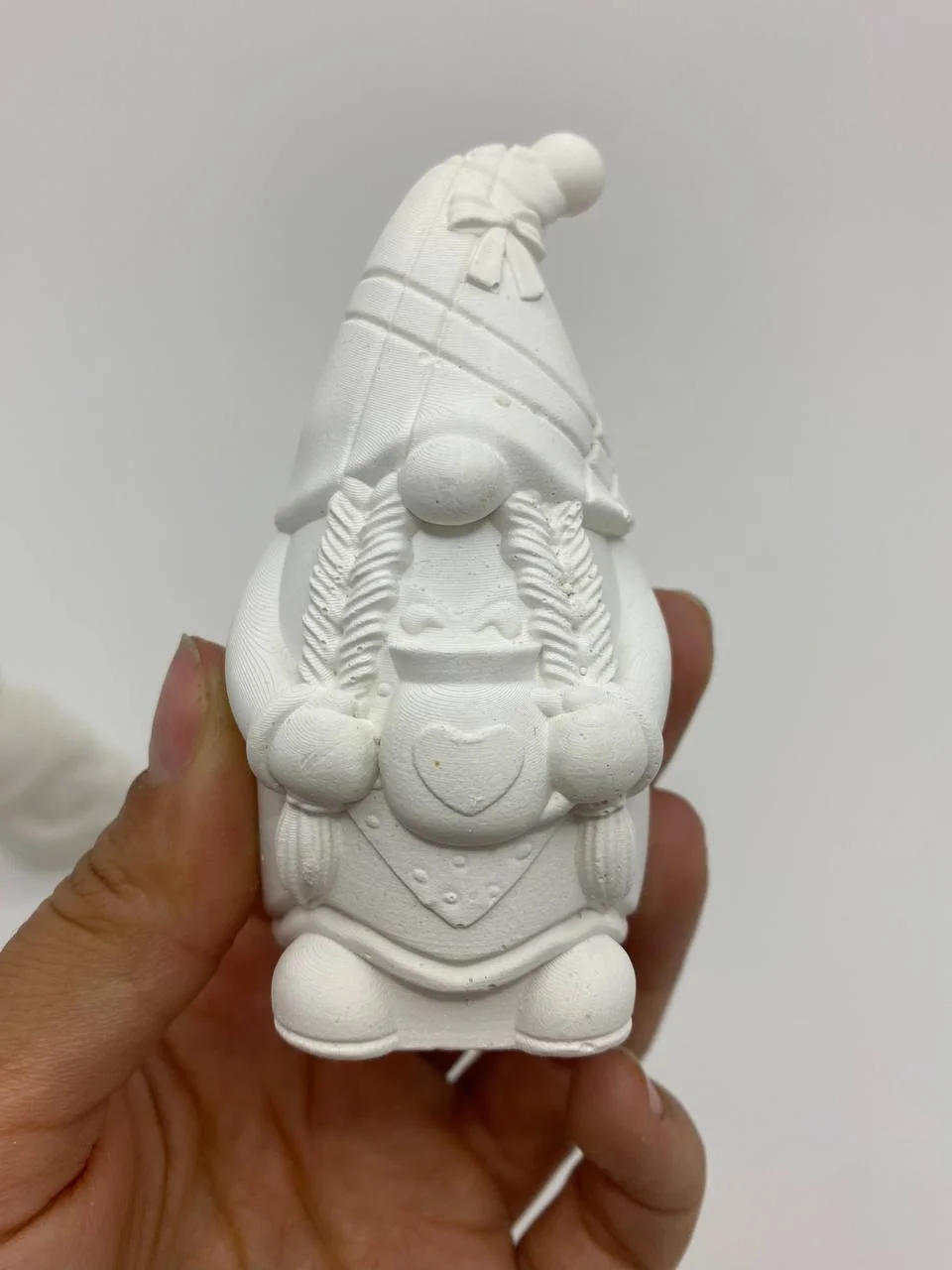 Красный новогодний подарочный набор детям.Фигурки из гипса для раскрашивания с красками