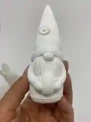 Красный новогодний подарочный набор детям.Фигурки из гипса для раскрашивания с красками