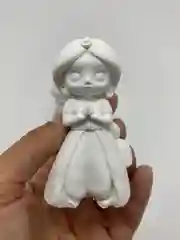 Розовый новогодний подарочный набор детям.Фигурки из гипса для раскрашивания с красками