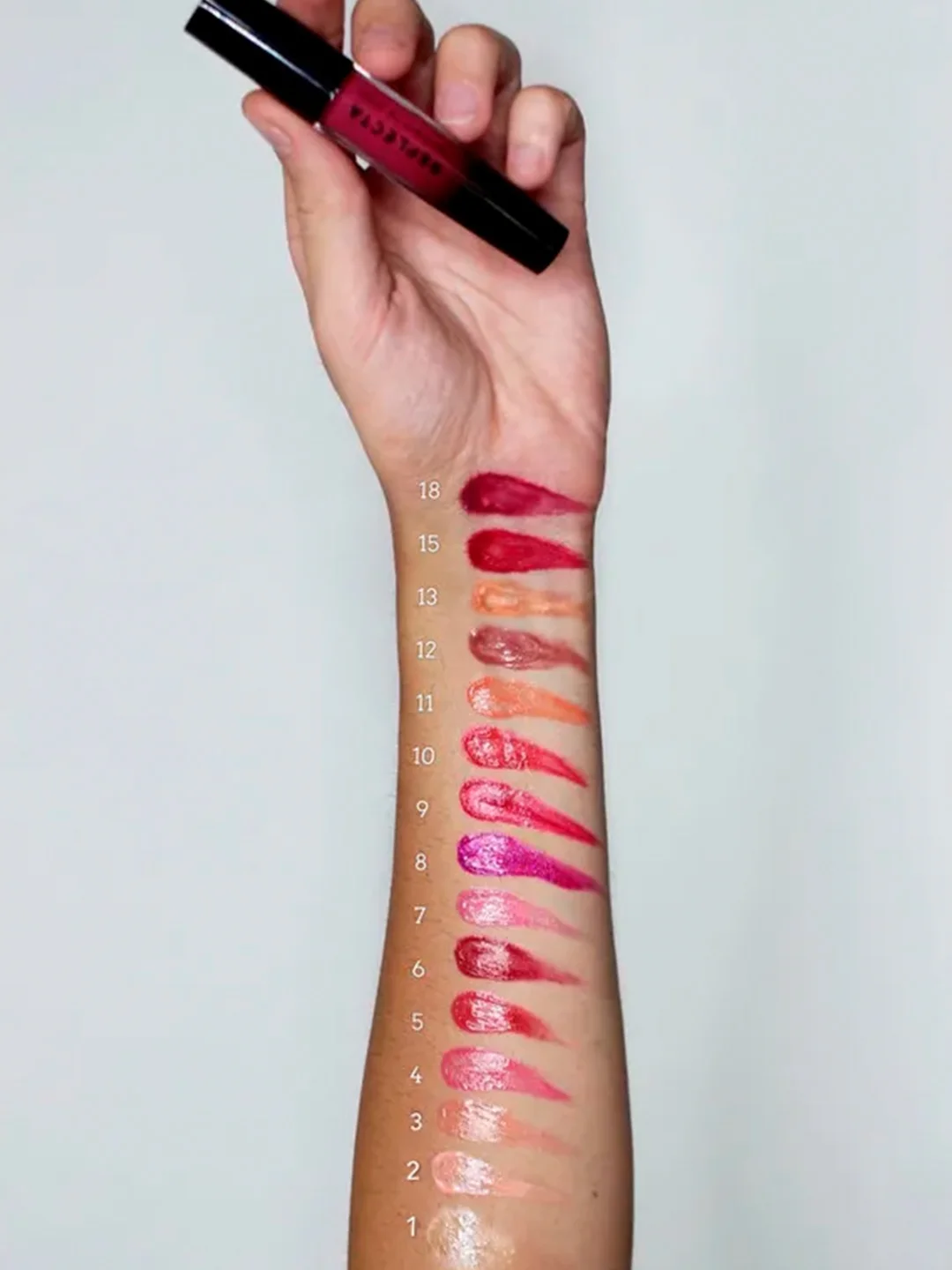 Nouba Блеск-уход для губ REFLECTA treatment lip gloss 18 3,5мл