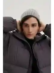 Шапка из шерсти