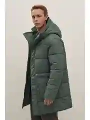 Зеленый пальто утепленное с капюшоном