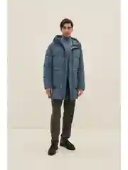Голубой пальто утепленное с капюшоном