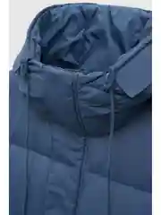 Голубой пальто утепленное с капюшоном