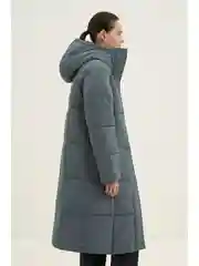 Пальто утепленное с капюшоном