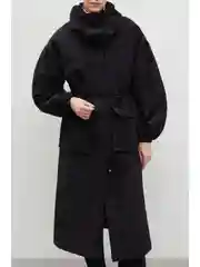 Черный плащ с капюшоном