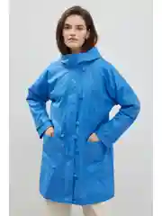 Укороченный плащ с капюшоном
