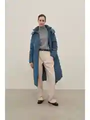 Пальто с утиным пухом силуэта трапеция