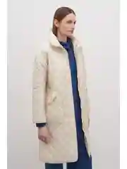 Стеганое утепленное пальто