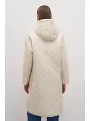 Стеганое утепленное пальто
