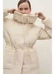 Пальто утепленное с капюшоном