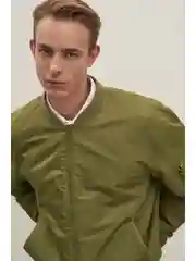 Хаки утепленный бомбер с капюшоном