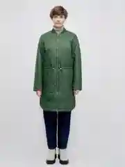 Зеленый утепленное полупальто с утяжником