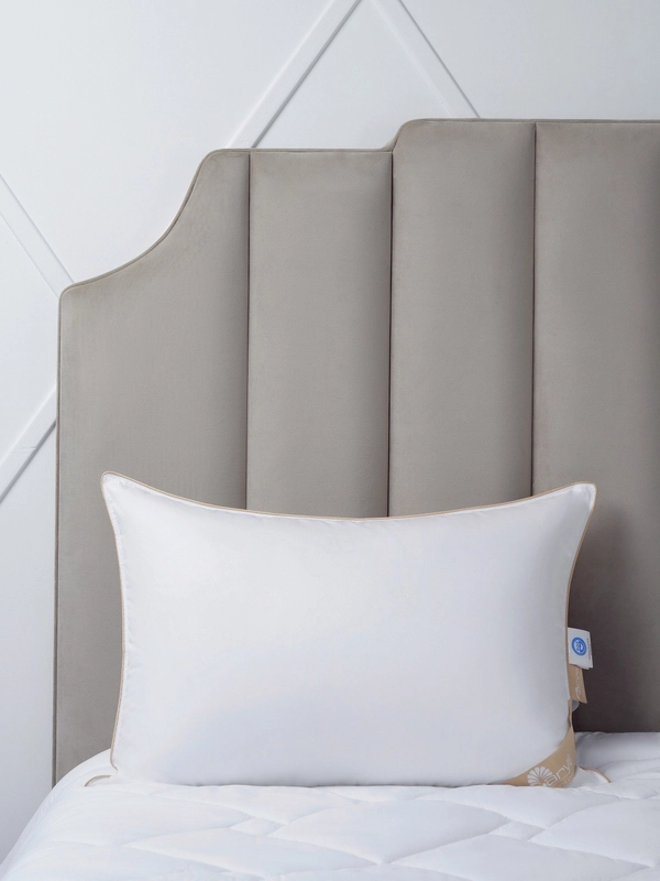 Подушка Arya из Гусиного Пуха 50x70 Deluxe Line Glory Белый