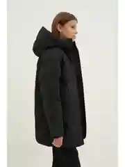 Стеганый пуховик с капюшоном