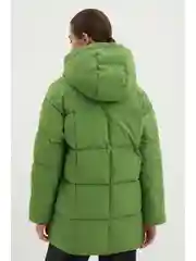Стеганый пуховик с капюшоном