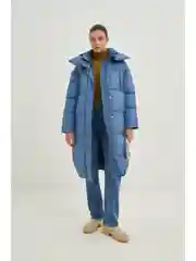Пальто с воротником стойкой