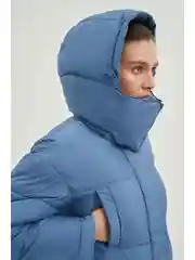 Пальто с воротником стойкой