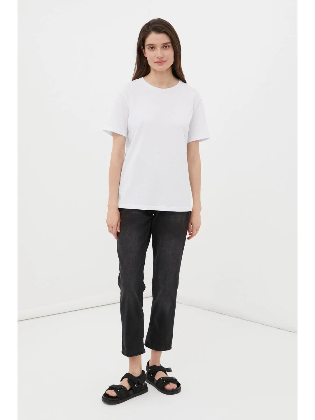Джинсы tapered fit женские