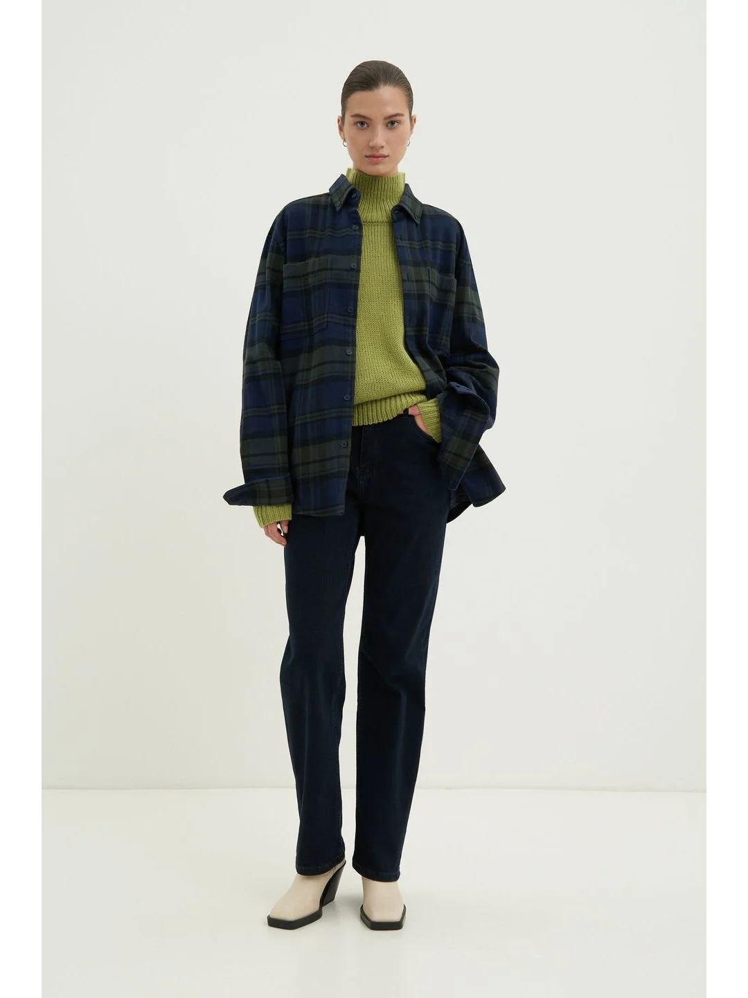 Джинсы straight fit женские