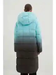 Розовый пальто утепленное с утиным пухом