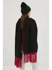 Черный шарф с шерстью