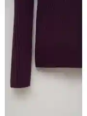 Фиолетовый джемпер трикотажный с длинным рукавом женский