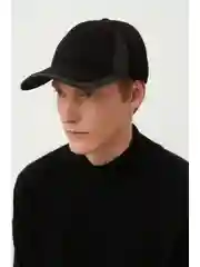 Черный бейсболка утепленная
