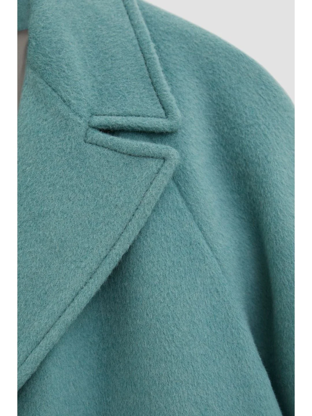 Зеленый пальто oversize силуэта с шерстью