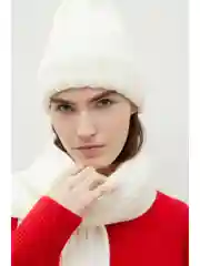 Белый шапка женская