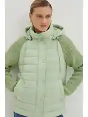 Зеленый утепленная куртка с вязаными рукавами