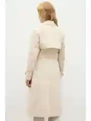 Бежевый базовый тренч с поясом