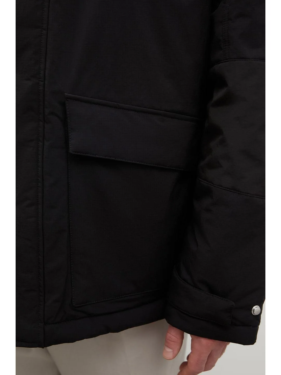 Черный куртка oversize силуэта с капюшоном