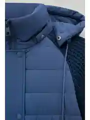 Зеленый утепленное полупальто с вязаными рукавами